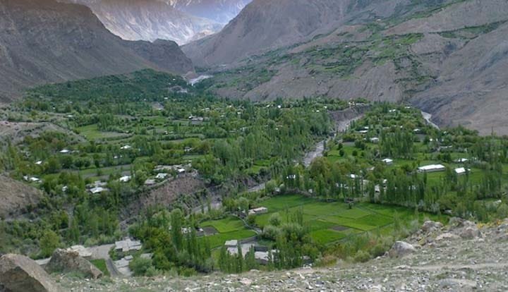 Rayeen, where a leviathan (qalamdar) is imprisoned