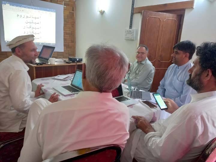 Steps begin to standardize spelling system of Khowar