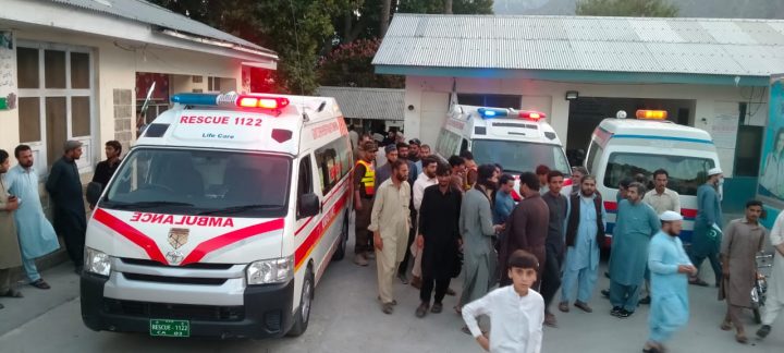 16 tourists coming to Chitral injured on road