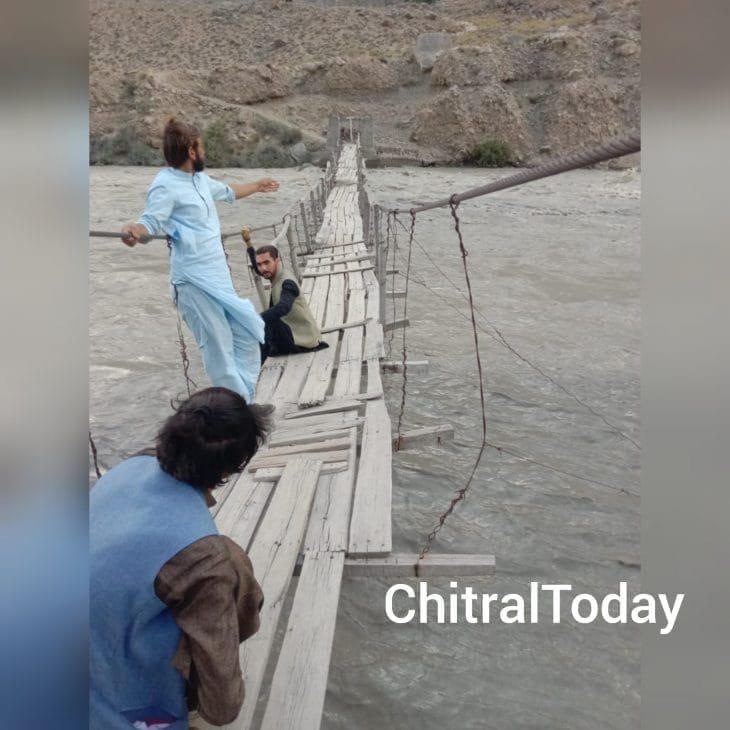 Reconstruct of pedestrian bridge urged