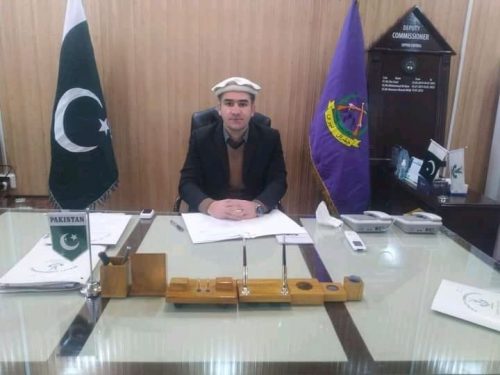 Third DC of upper Chitral takes charge