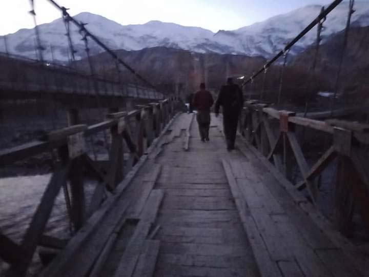 Dilapidated Kosht bridge closed by district admin