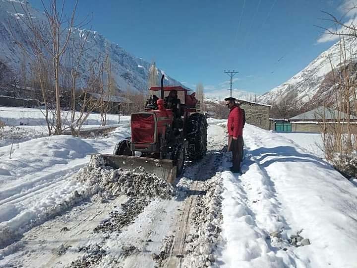 Yarkhun road reopened after removal of snow: DC