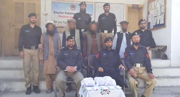 Four drug peddlers arrested at Mirkhani checkpost