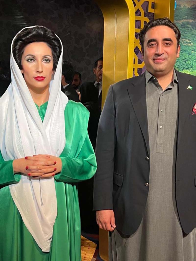 Wax figure of Benazir unveiled in Dubai