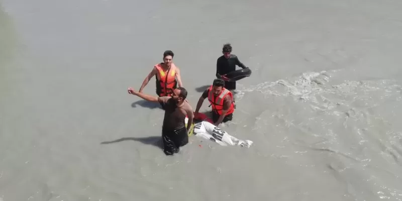 Dead body of woman recovered from river near Ayun