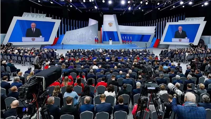 Putin warns West of risk of nuclear war