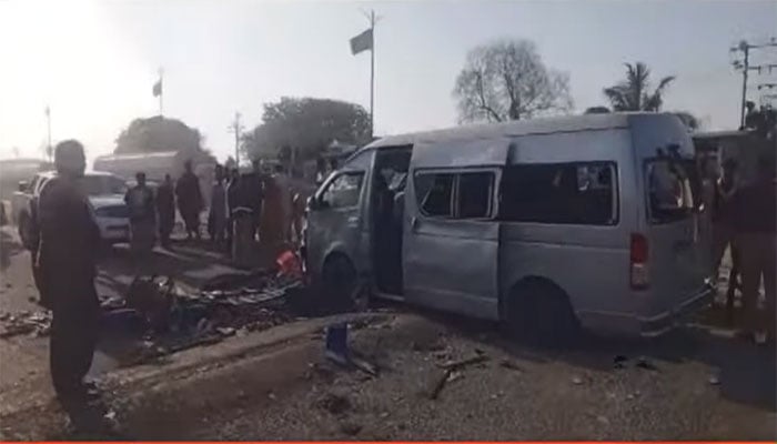 Suicide attack on foreigners in Karachi