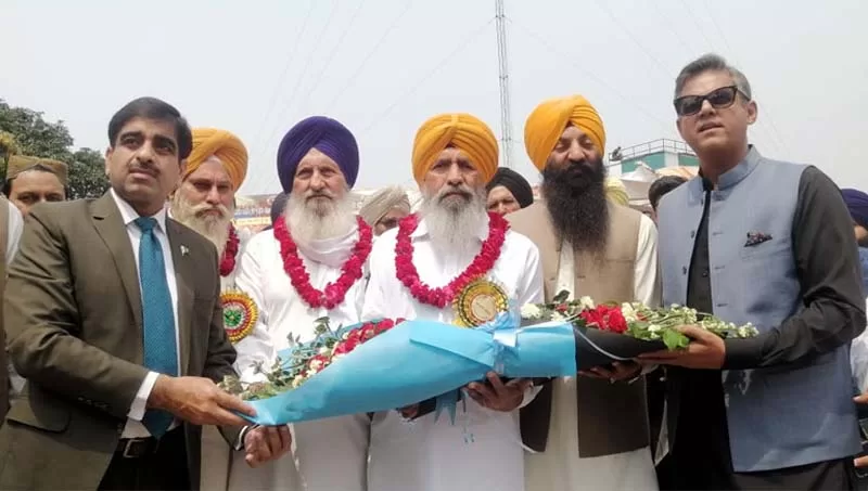 Sikh yatrees from India arrive