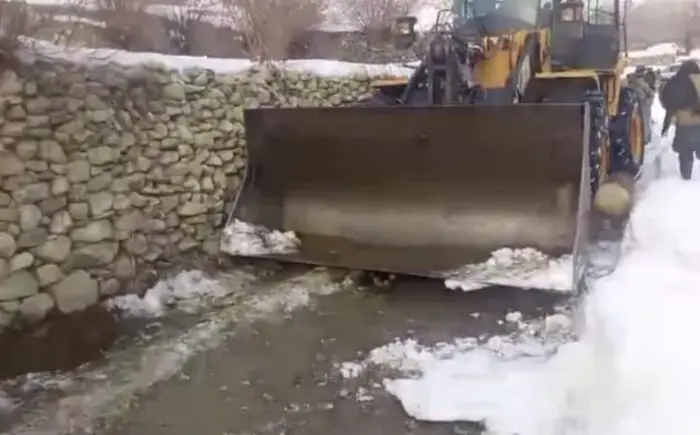 Gobor road blocked as snow removal not completed