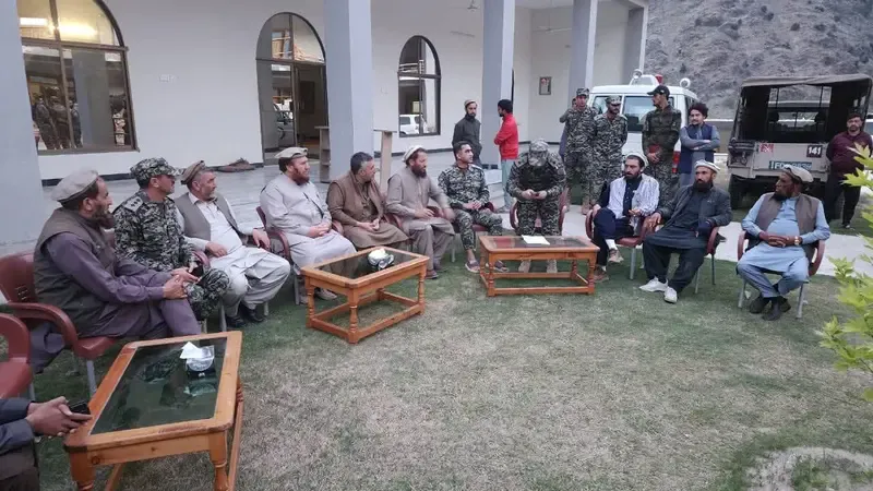 Elders from Chitral and Afghan sides hold jirga on ending tensions on border in Arandu Lower Chitral.
