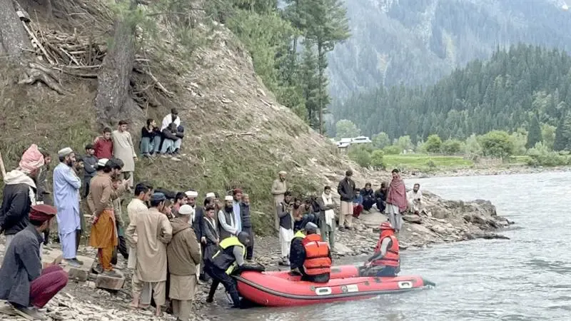 Tourist Vehicle Falls Into River in Neelum Valley