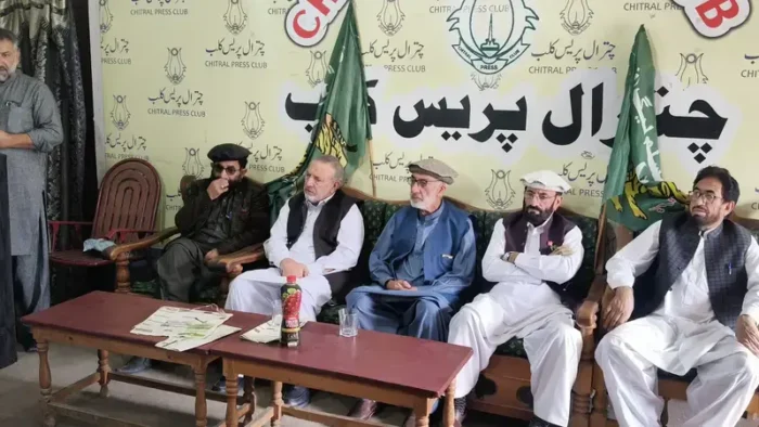 PML-N Chitral leaders observe youme nijat over dismissal of PTI govt in KP