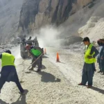 NHA starts laying asphalt on Garam Chashma road in October 2026.